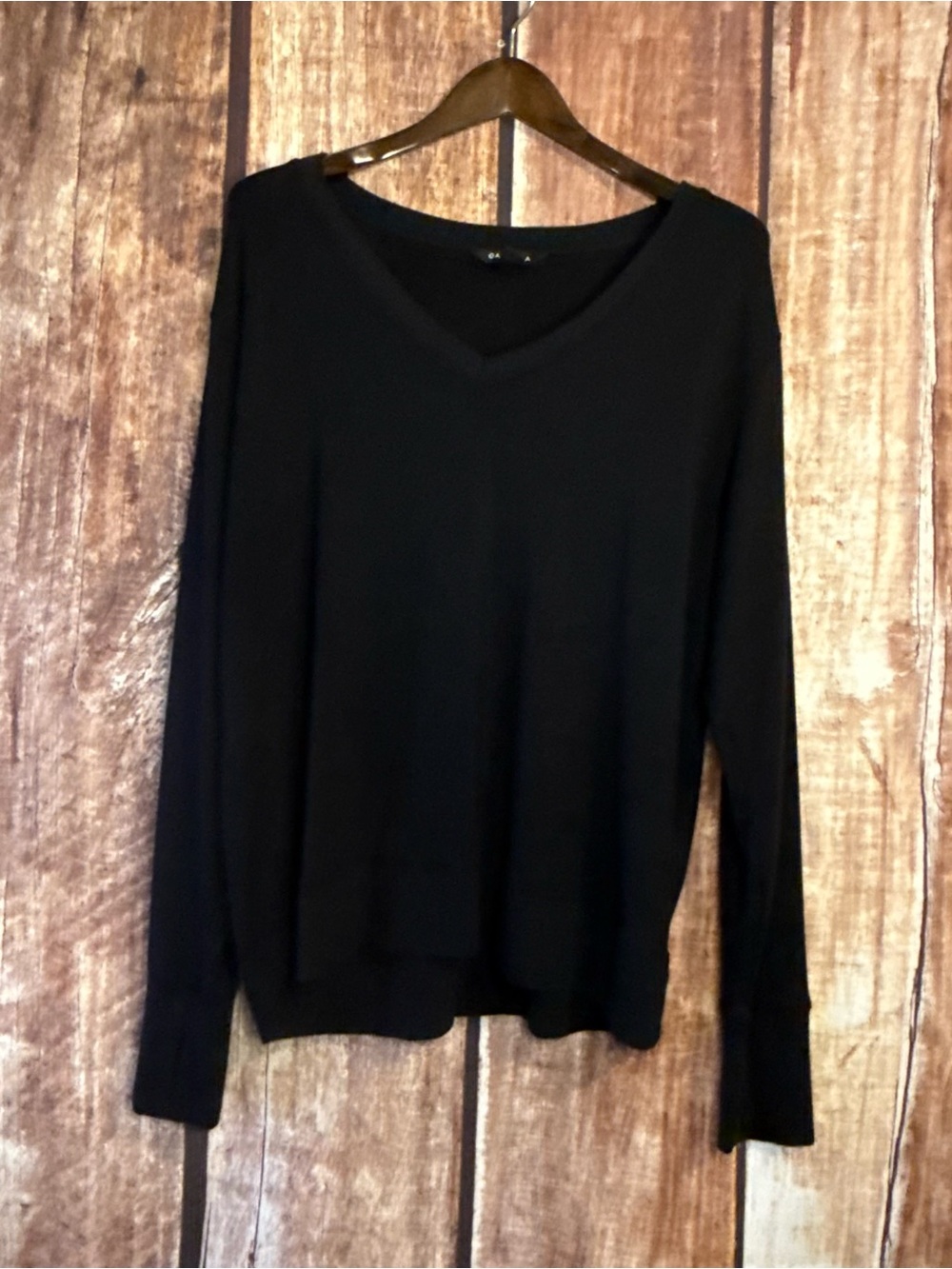 Athleta Black V-Neck Long Sleeve Top